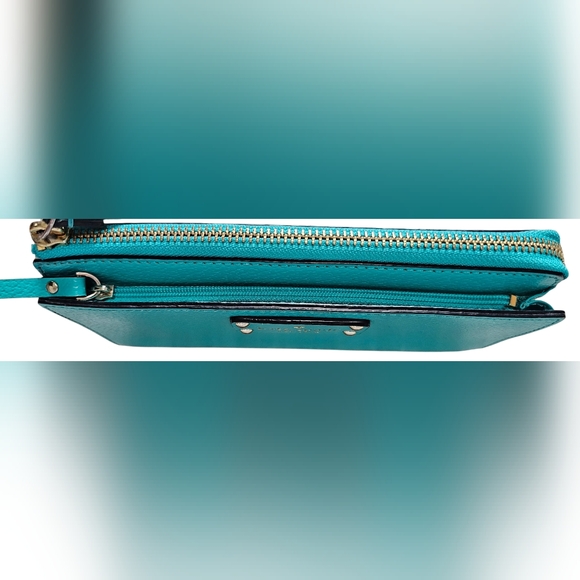 Kate Spade Aqua/Teal Wristlet - Picture 3 of 8